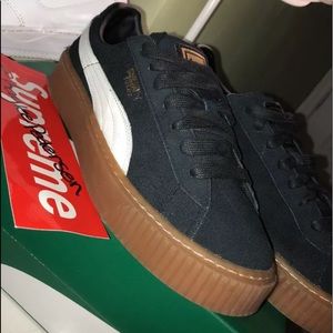 PUMA suede DEADSTOCK NEVER WORN WITH BOX